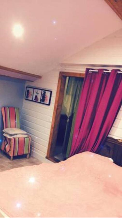 Chambre Familiale A La Ferme Montesquieu-Avantes Dış mekan fotoğraf